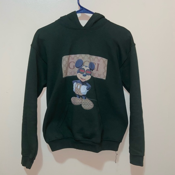 gucci mickey mouse sweater green